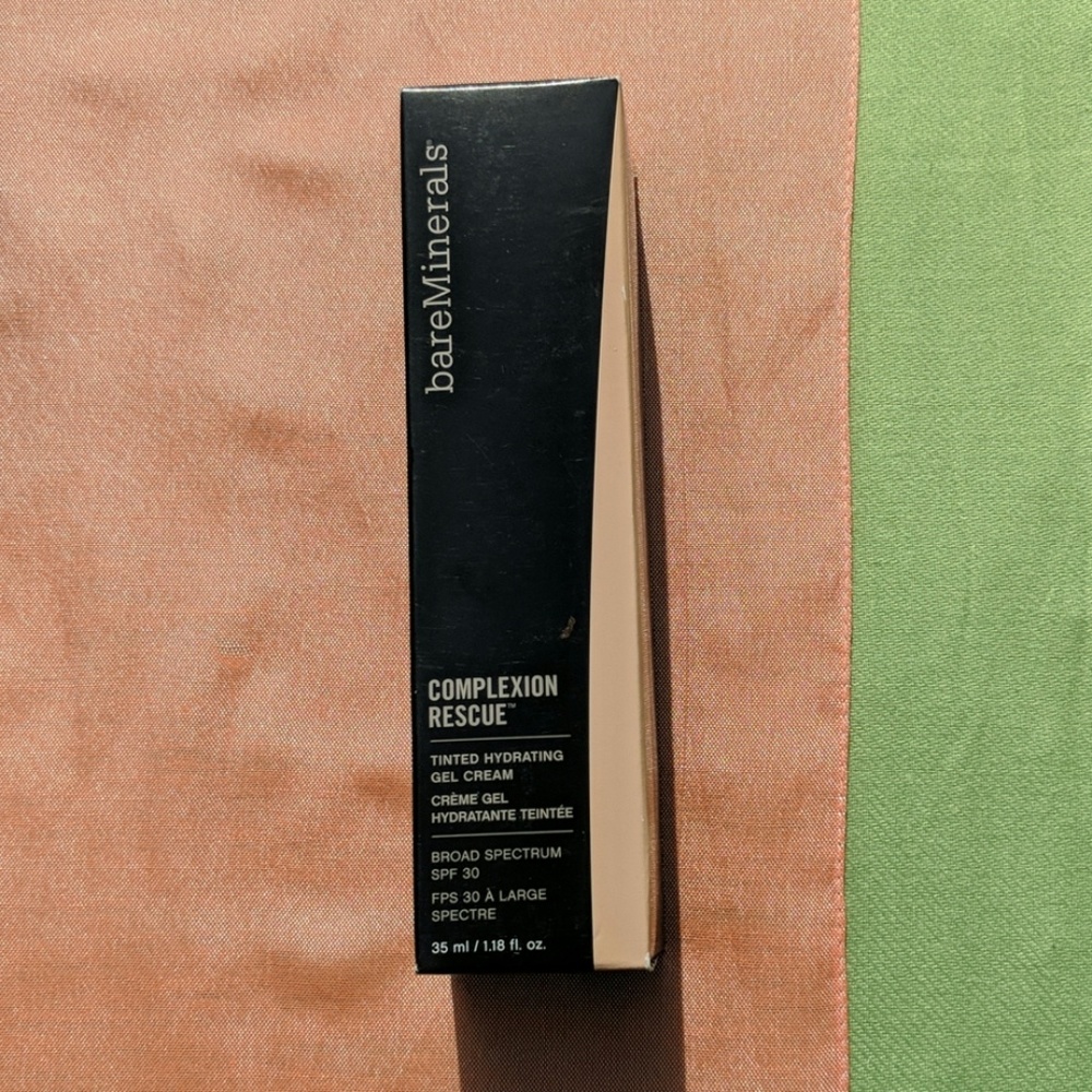 Complexion rescue foundation